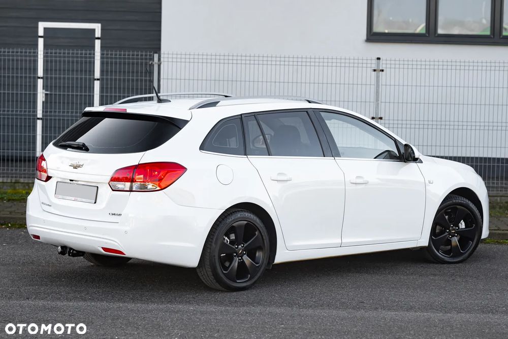 Chevrolet Cruze 1.8 LT+ - 10