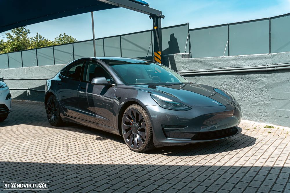 Tesla Model 3 Long Range AWD Dual Motor Performance - 1