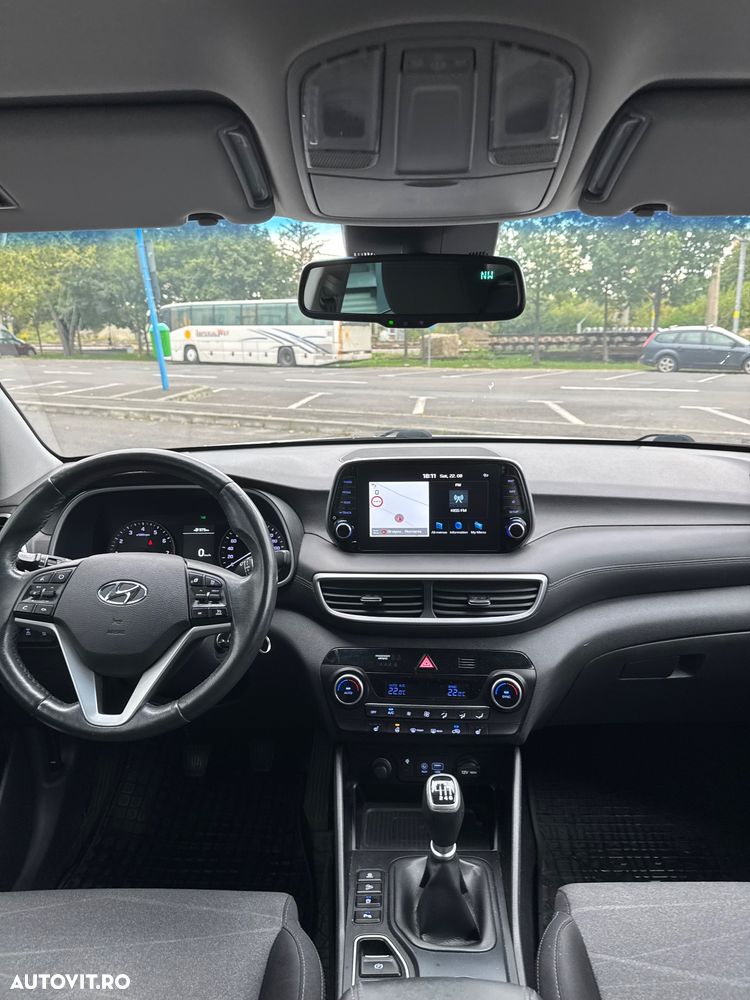 Hyundai Tucson 1.6 T-GDi 4WD 6MT Premium - 11