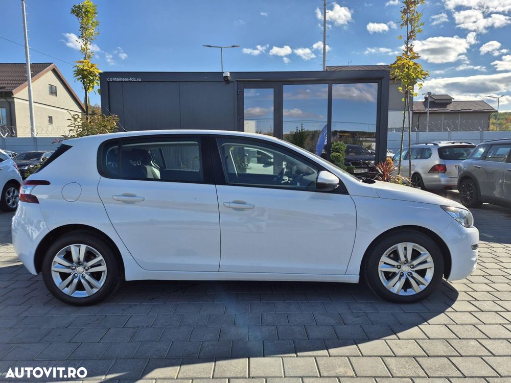 Peugeot 308 - 6