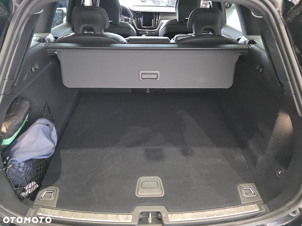 Volvo XC 60 - 32