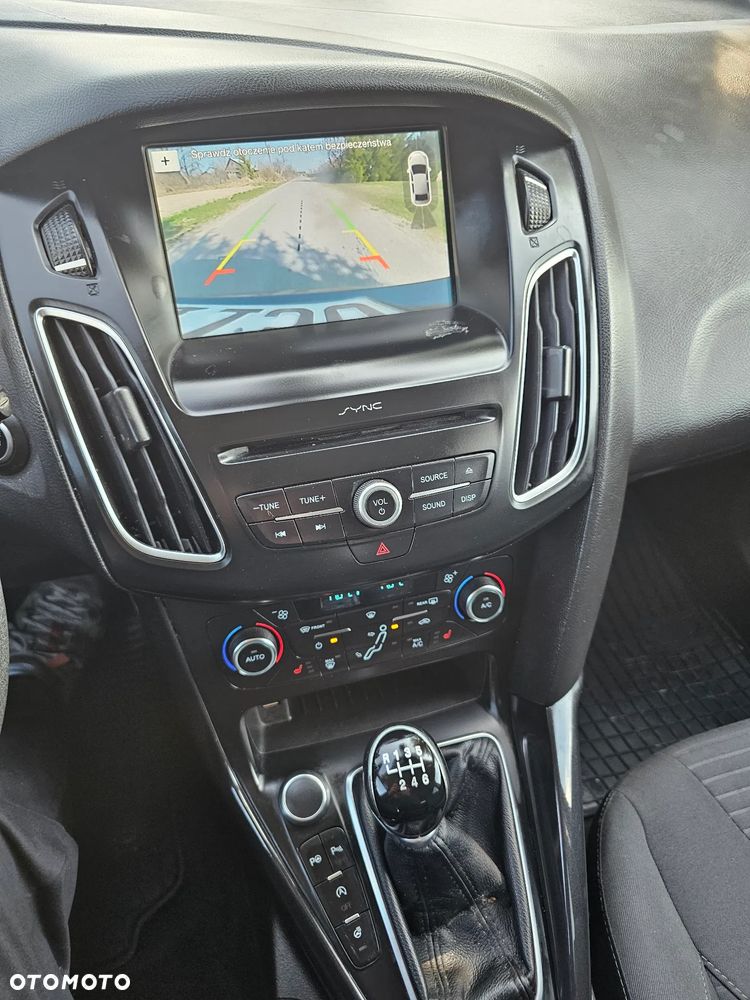 Ford Focus - 13