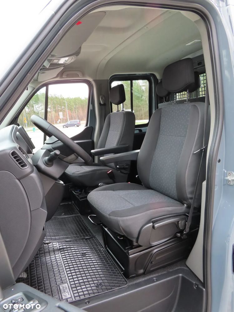 Renault Master 2.3 dCi 163 KM Doka Dubel Brygadowy MIXTO Wywrotka Kiper Wywrot x 3 str. 3210 mm dł. Renomowanej Firmy SCATTOLINI 6-Cio Os.+ 814 Kg Ładowność 71 Tys Km Przeb. Stan Auta JAK NOWY GOTOWY DOSTĘPNY POLECAM - 29