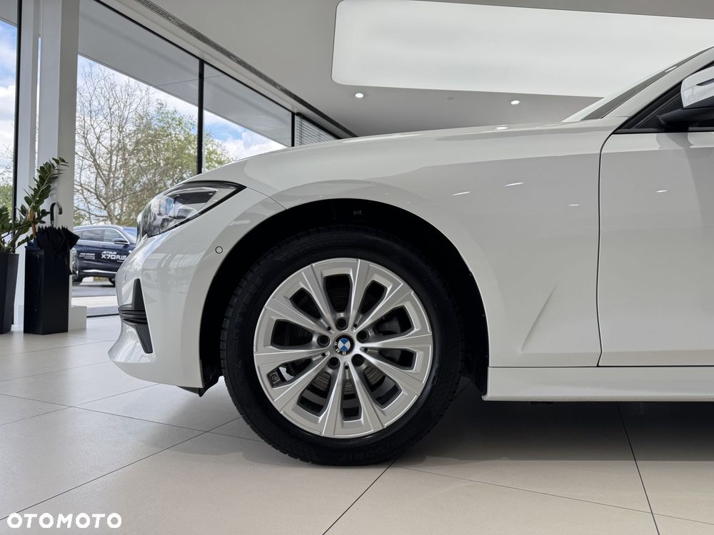 BMW Seria 3 320d xDrive MHEV Advantage - 20