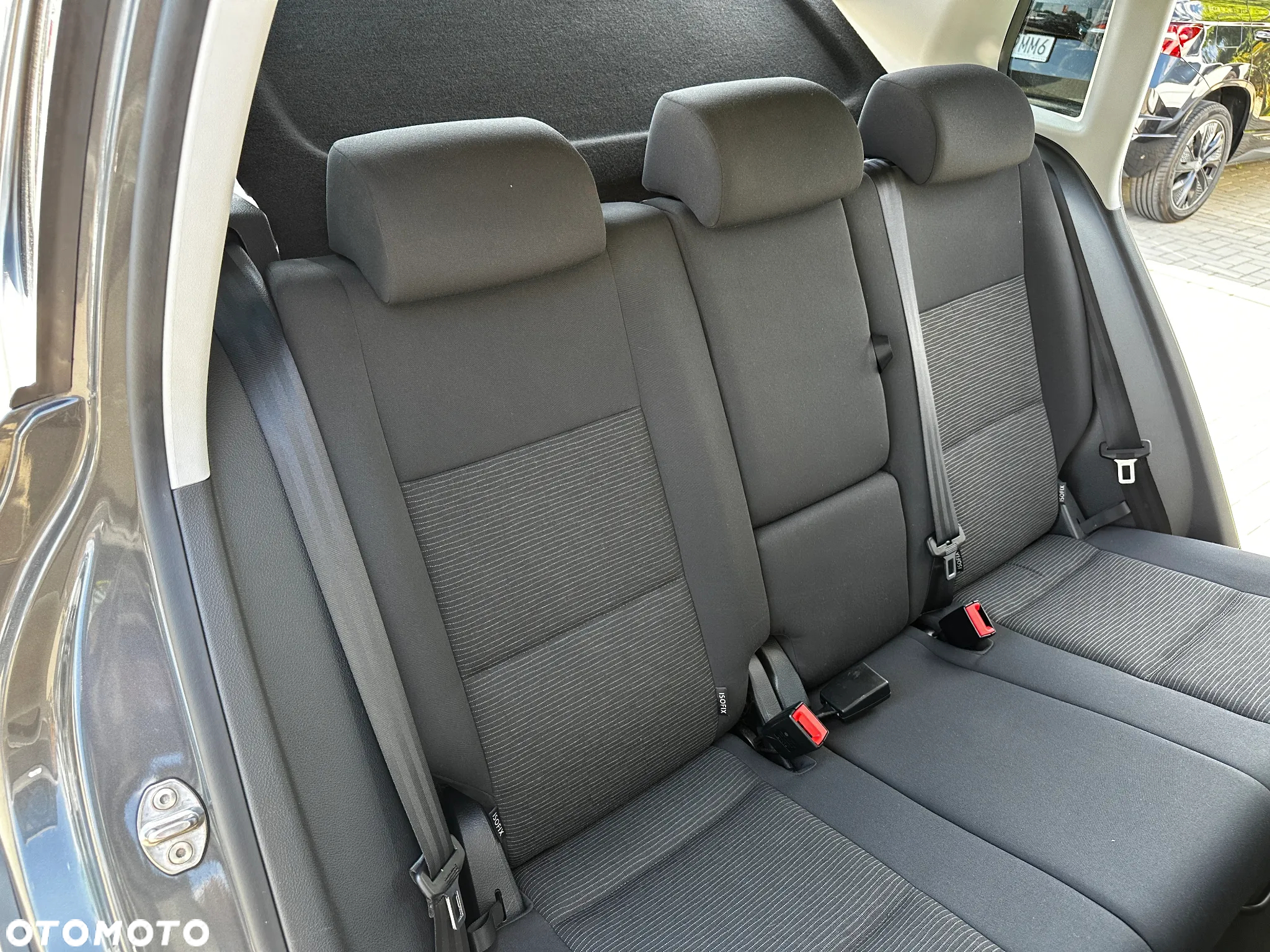 Volkswagen Tiguan - 24