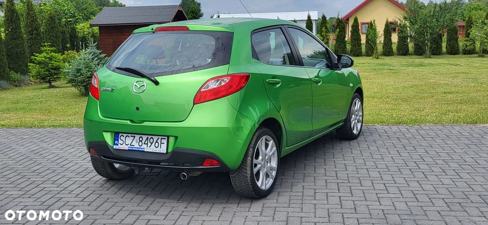 Mazda 2 - 8