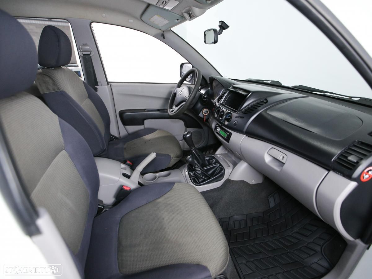 Mitsubishi L200 C.Dupla Invite 4X4 C/IVA - 12