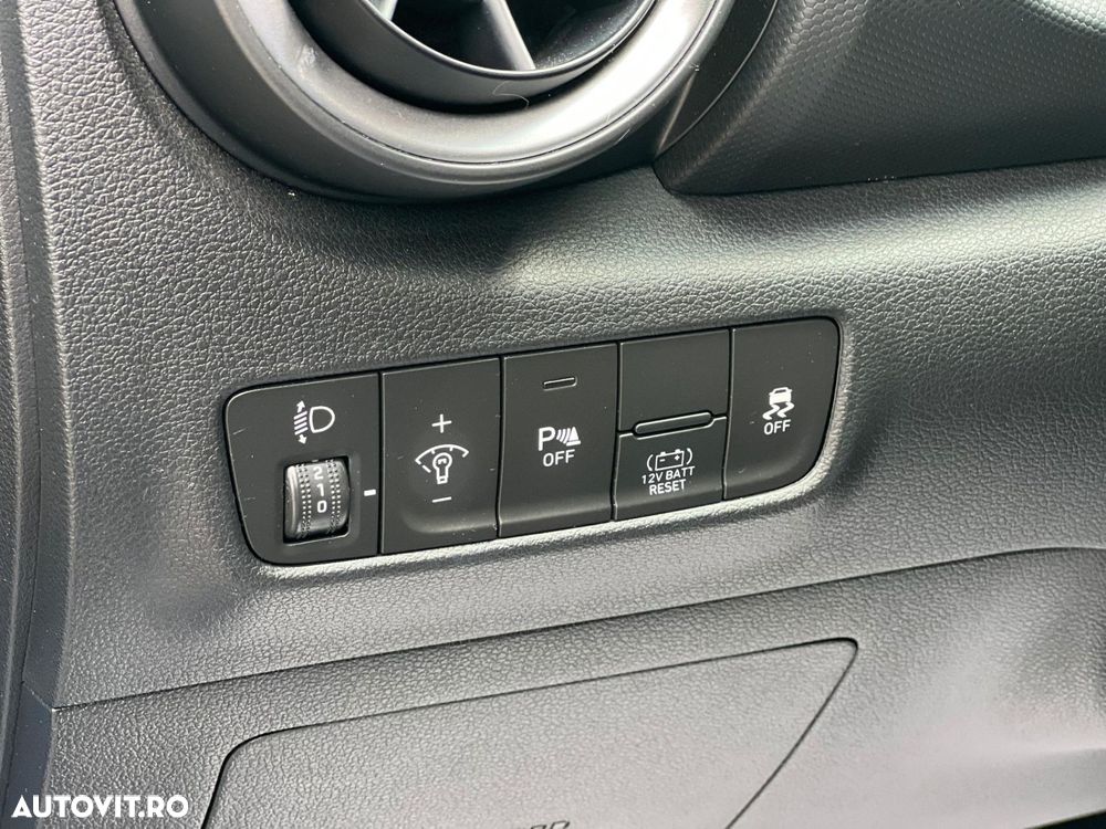 Hyundai KONA 1.6 GDI 141 CP 2WD 6DCT Highway - 11