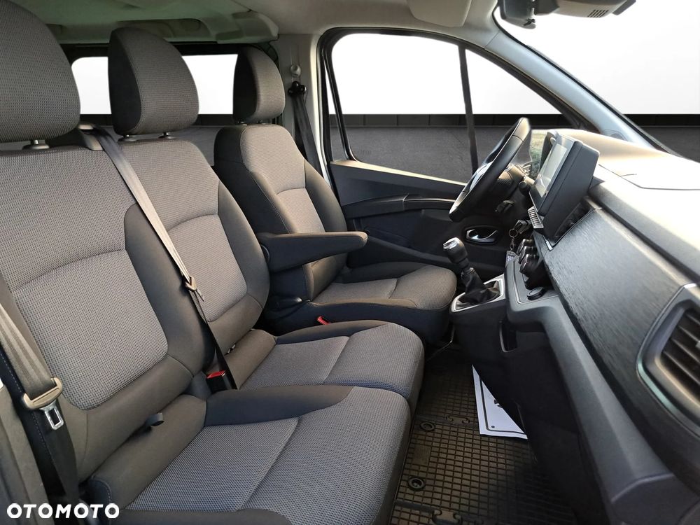Renault Trafic - 12