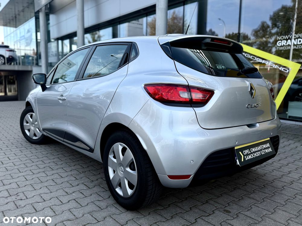 Renault Clio - 2