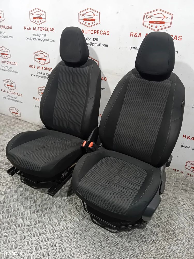Conjunto de Bancos Peugeot 308 II SW Tecido Original - 9