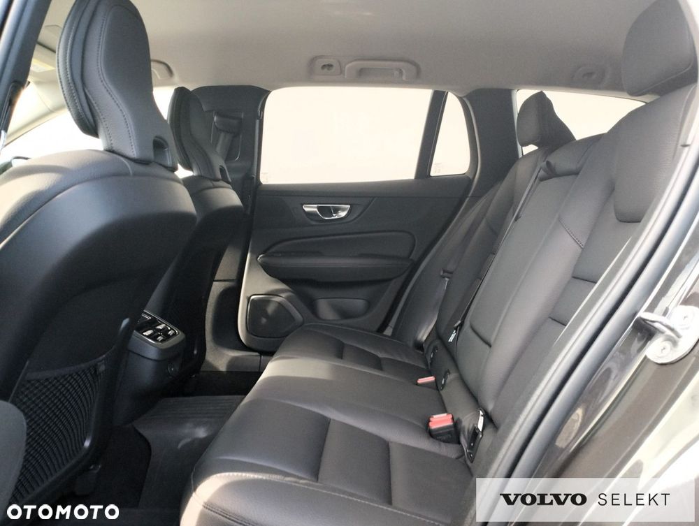 Volvo V60 - 11