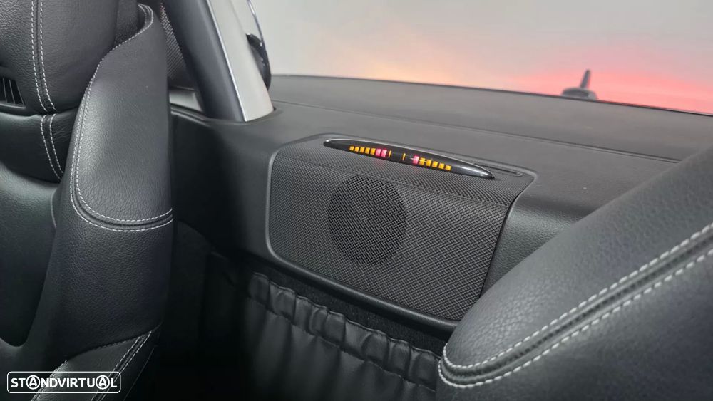 Mercedes-Benz SLK 250 (BlueEFFICIENCY) 7G-TRONIC - 54