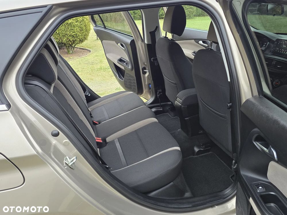 Fiat Tipo 1.4 16v Lounge EU6d - 7