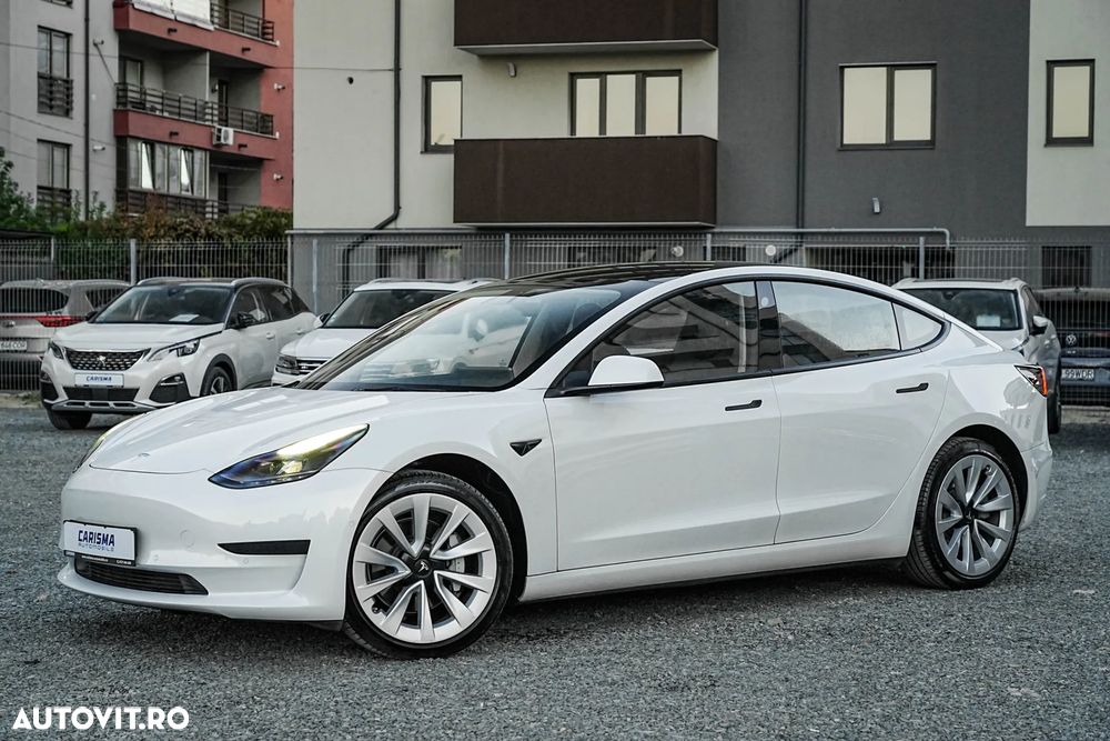 Tesla Model 3 Standard Reichweite Plus Hinterradantrieb - 9