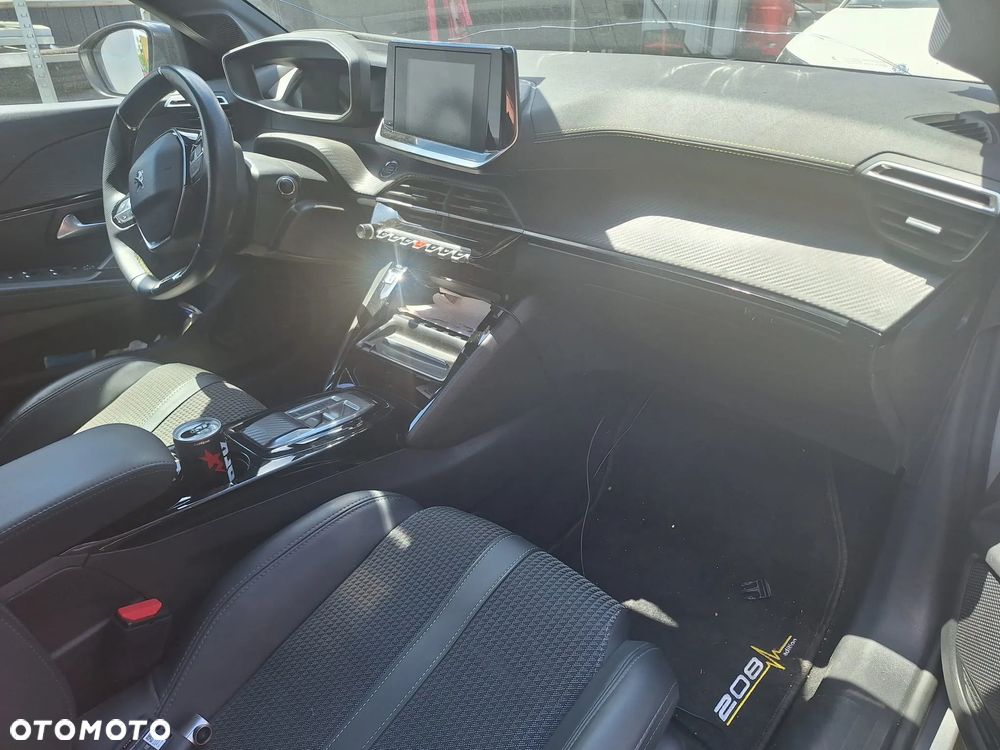 Peugeot 208 Elektromotor 136 GT - 10