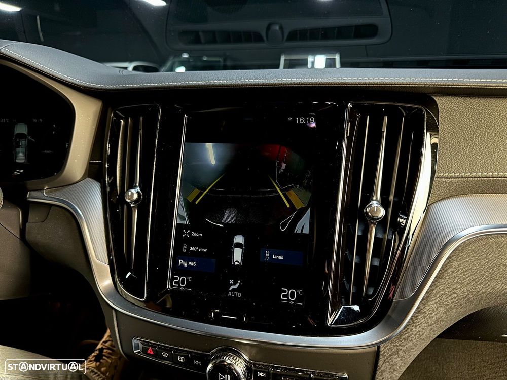 Volvo V60 2.0 T6 AWD TE R-Design - 49