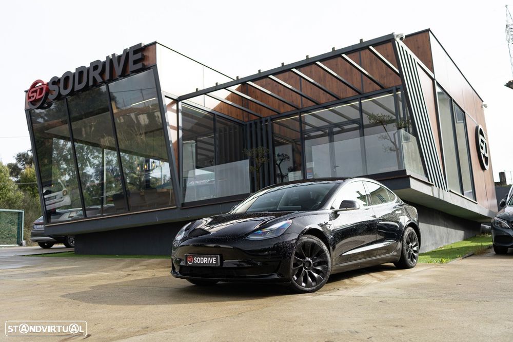 Tesla Model 3 Standard Range Plus RWD - 1