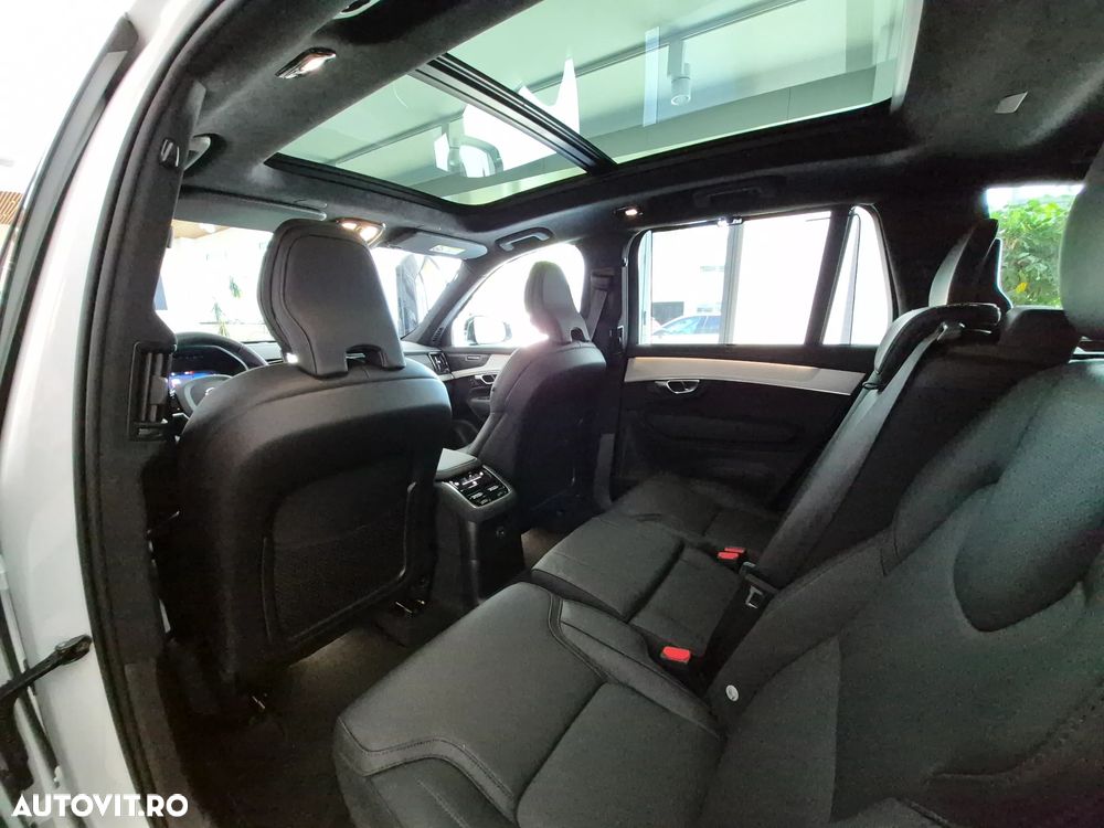 Volvo XC 90 T8 AWD PHEV Ultra Black Edition - 23
