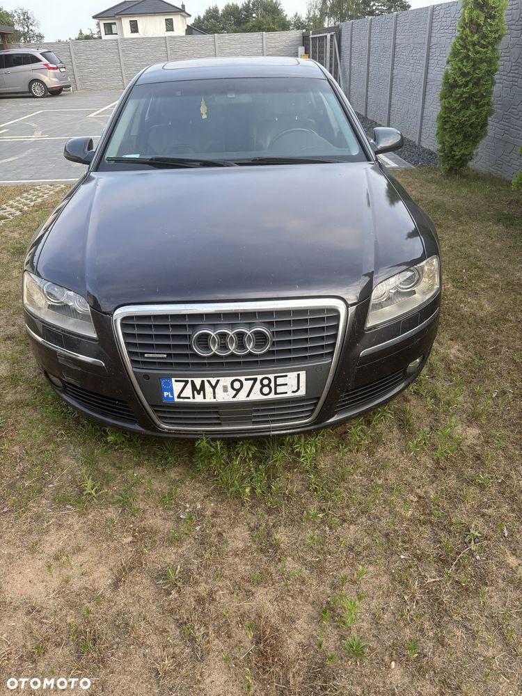 Audi A8 - 1