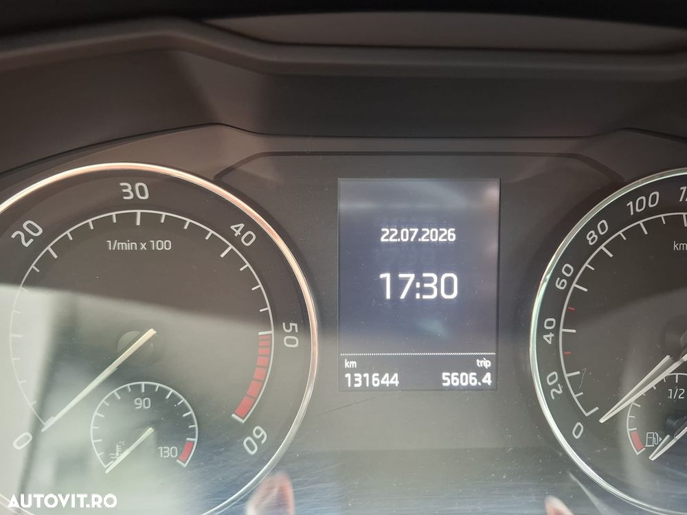 Skoda Superb 2.0 TDI Style - 12