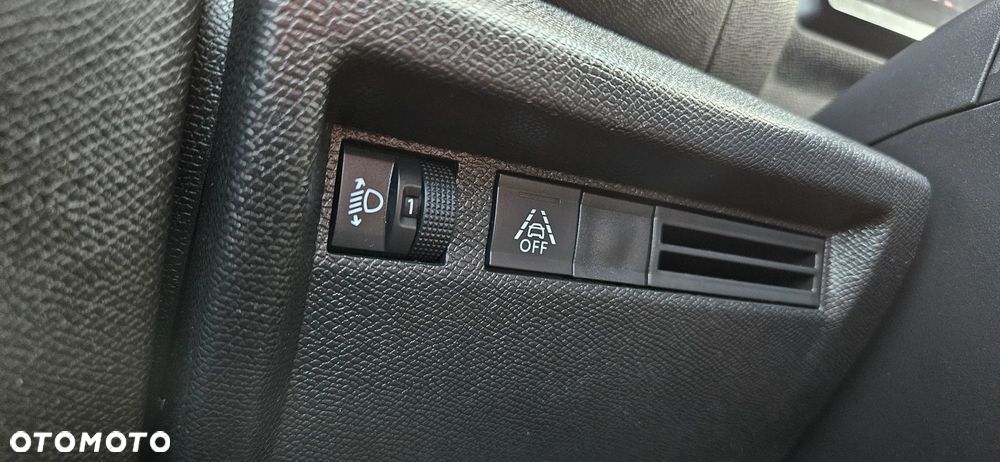 Citroën C4 BlueHDi 110 Stop&Start C-SERIES - 14