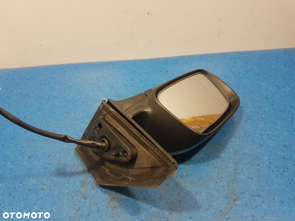 TOYOTA AVENSIS T25 LUSTERKO LEWE 1E5 - 6