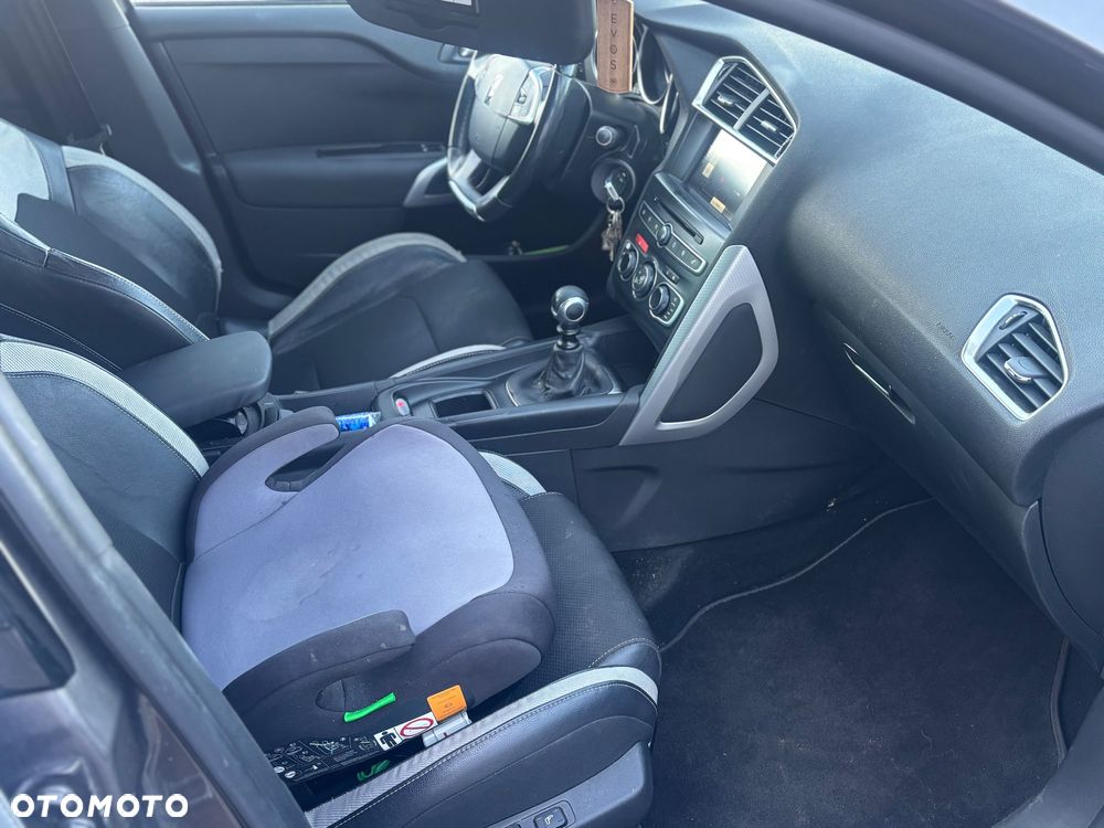 Citroën DS4 BlueHDi 120 S&S - 8