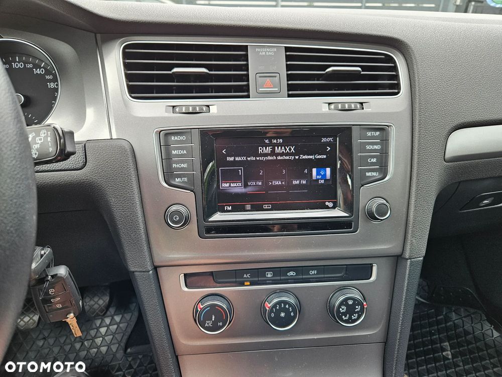 Volkswagen Golf 1.6 TDI BlueMotion Technology Trendline - 19