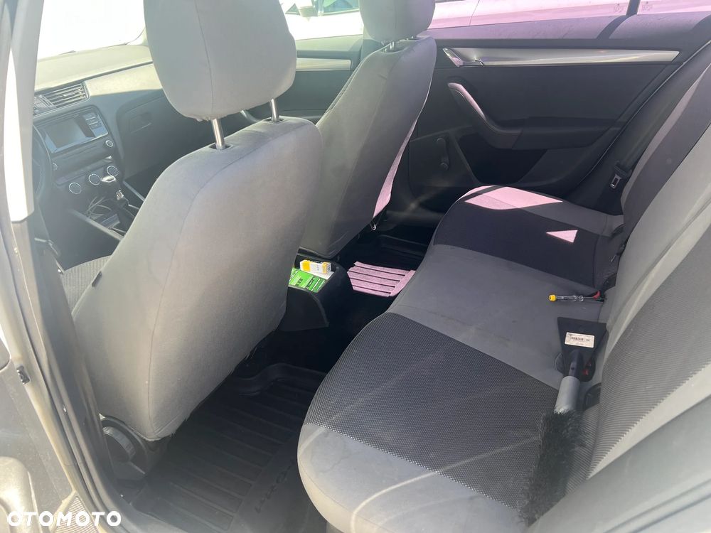 Skoda Octavia 1.6 TDI Active - 14