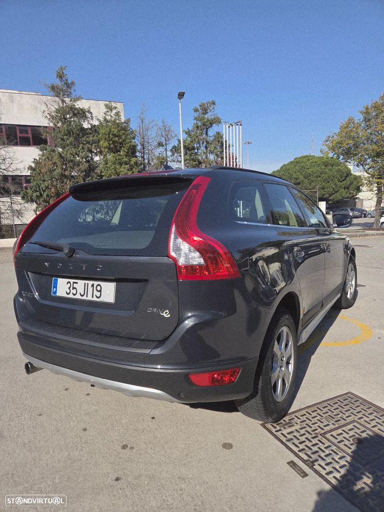 Volvo XC 60 2.0 D3 Drive Momentum Start/Stop - 3