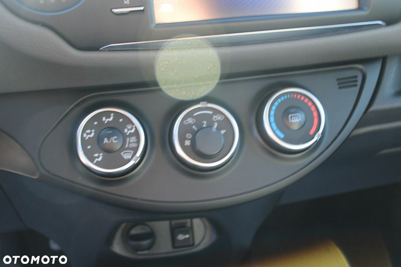 Toyota Yaris - 21