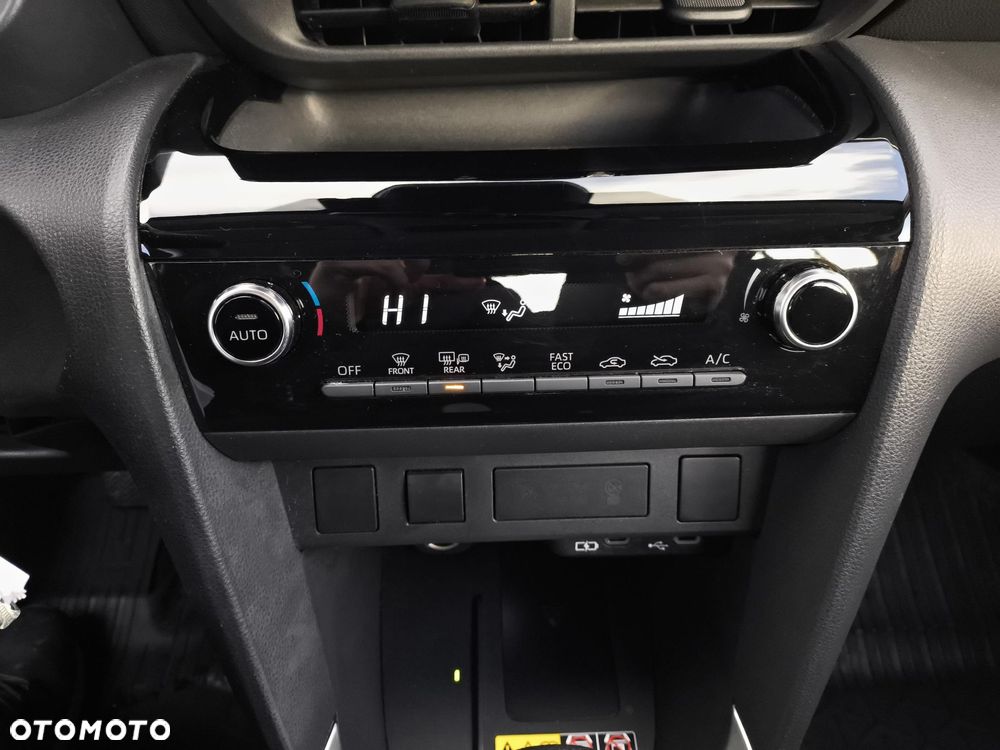 Toyota Yaris Cross Hybrid 1.5 Comfort - 25