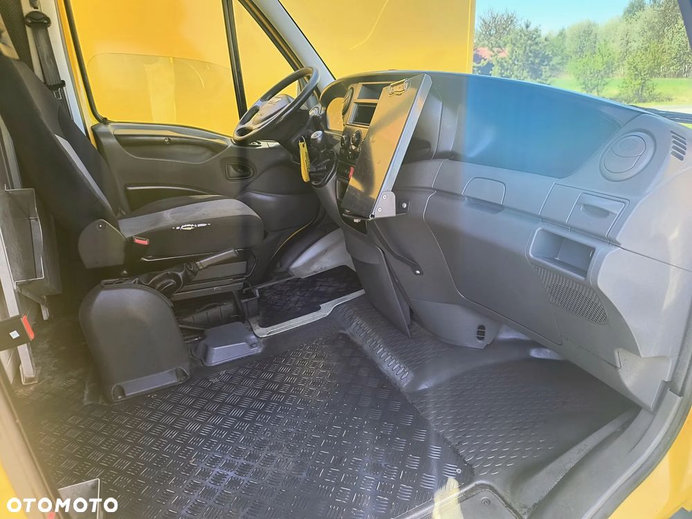 Iveco Daily 35s11 pocztowy POCZTA DHL - 14