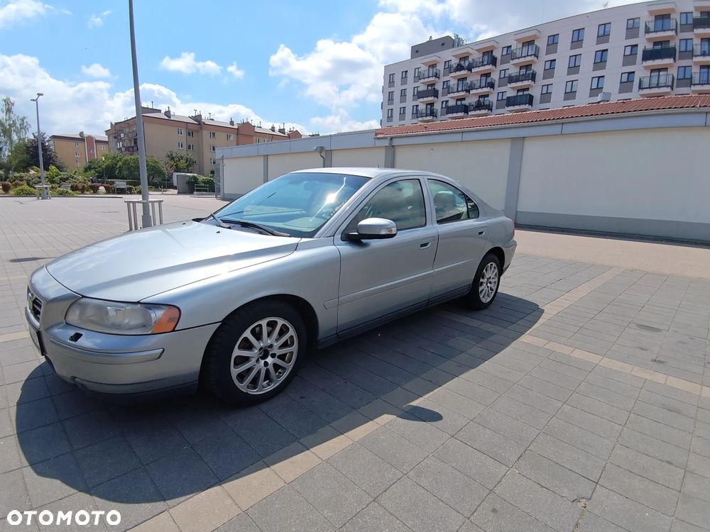 Volvo S60 - 1