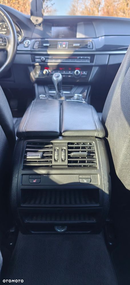 BMW Seria 5 520d - 22