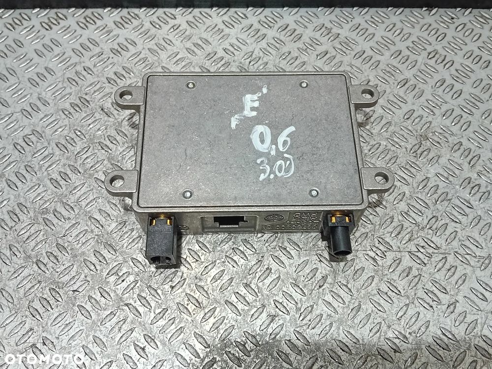 moduł wzmacniacz antenowy Mercedes Benz E-klasa W211 2006 2118200885 - 2