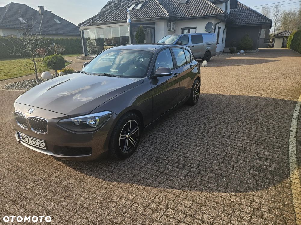 BMW Seria 1 116i - 4