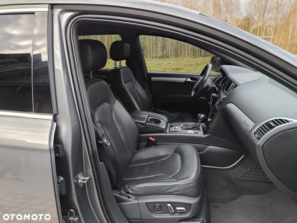 Audi Q7 3.0 TFSI Quattro Tiptronic - 15