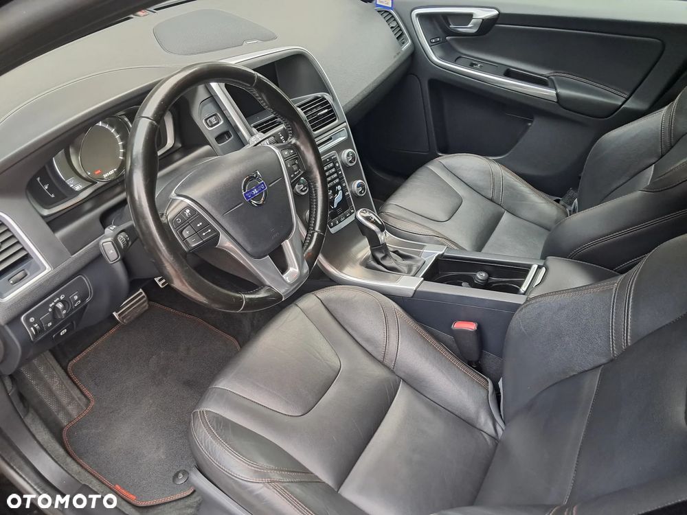 Volvo XC 60 T6 AWD R-Design Summum - 7