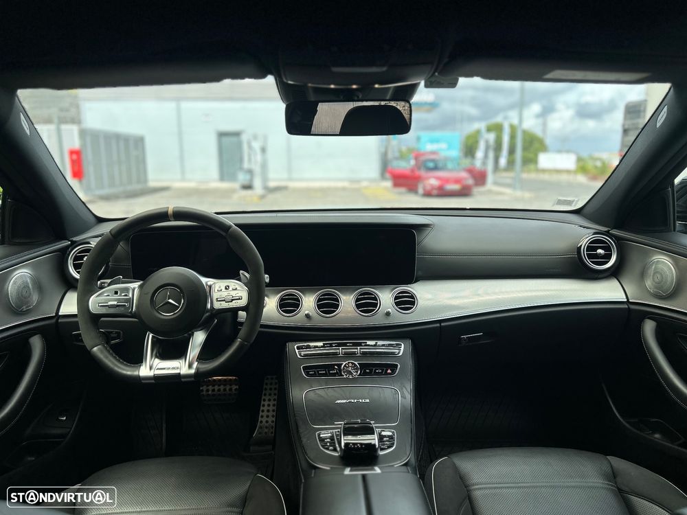 Mercedes-Benz E 63 AMG S 4Matic+ - 13