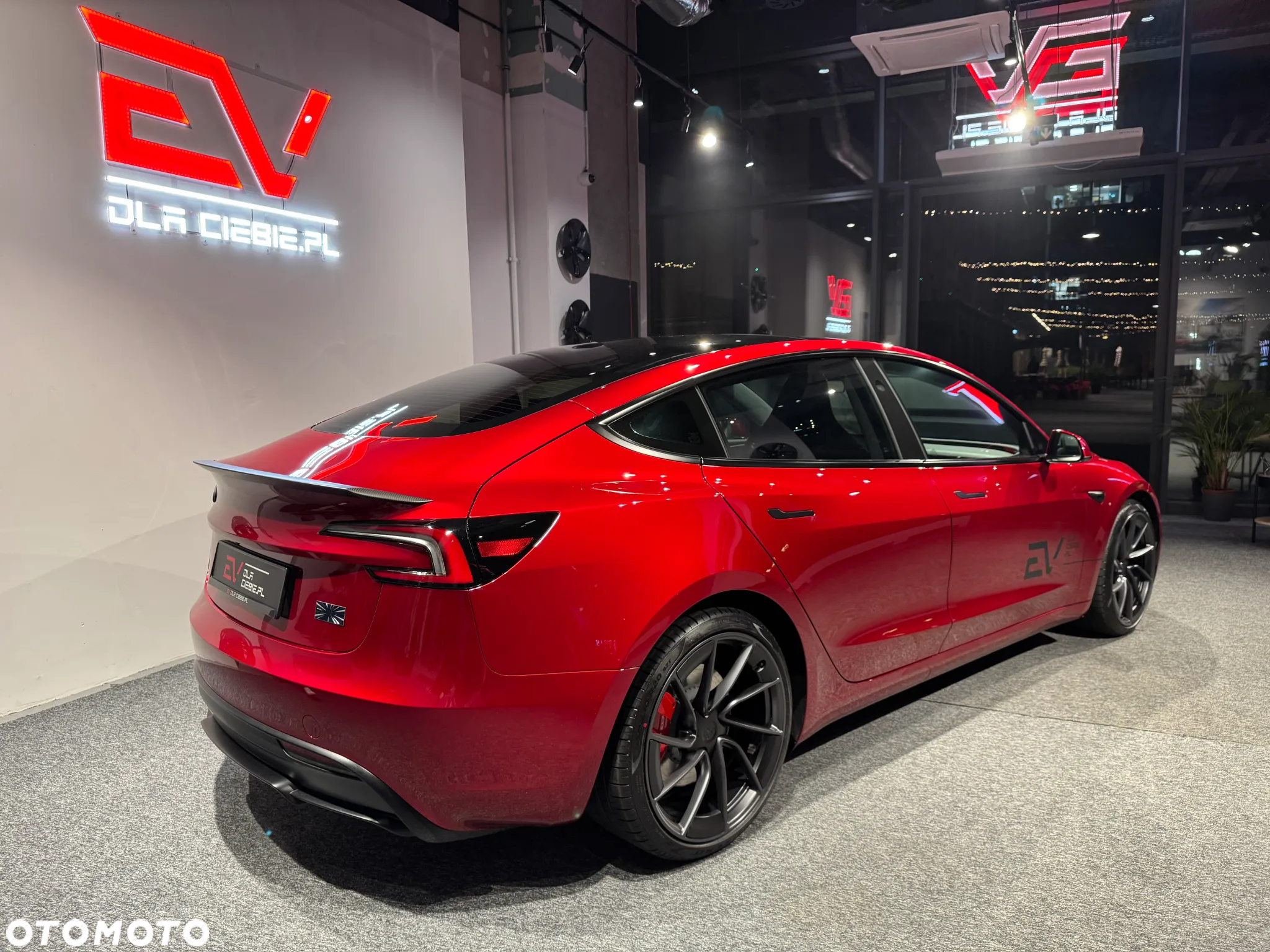 Tesla Model 3 Performance AWD - 10