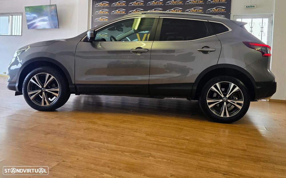 Nissan Qashqai 1.5 dCi N-Connecta Led - 10