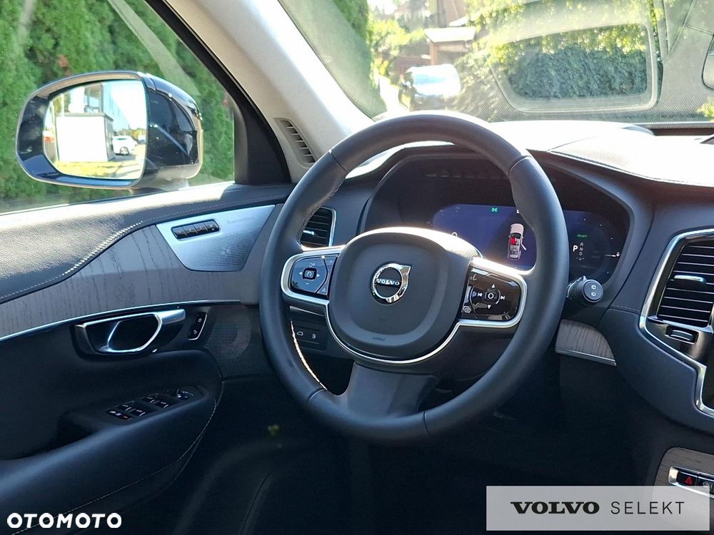 Volvo XC 90 - 13