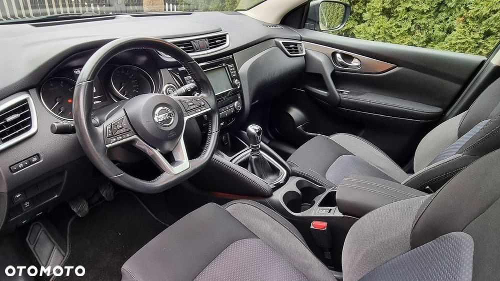 Nissan Qashqai - 12