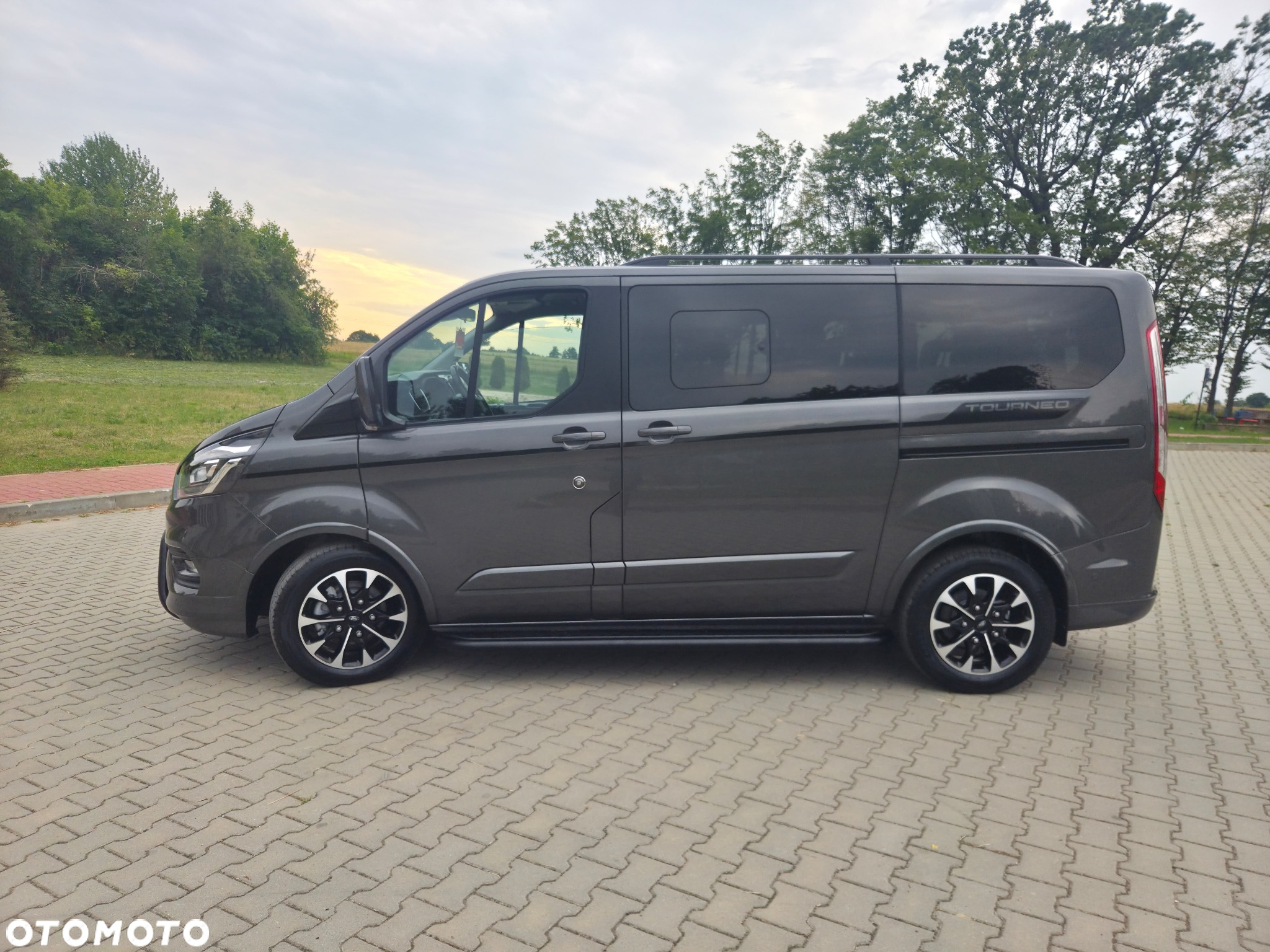 Ford Tourneo Custom 320 L1H1 VA MH Trend - 9