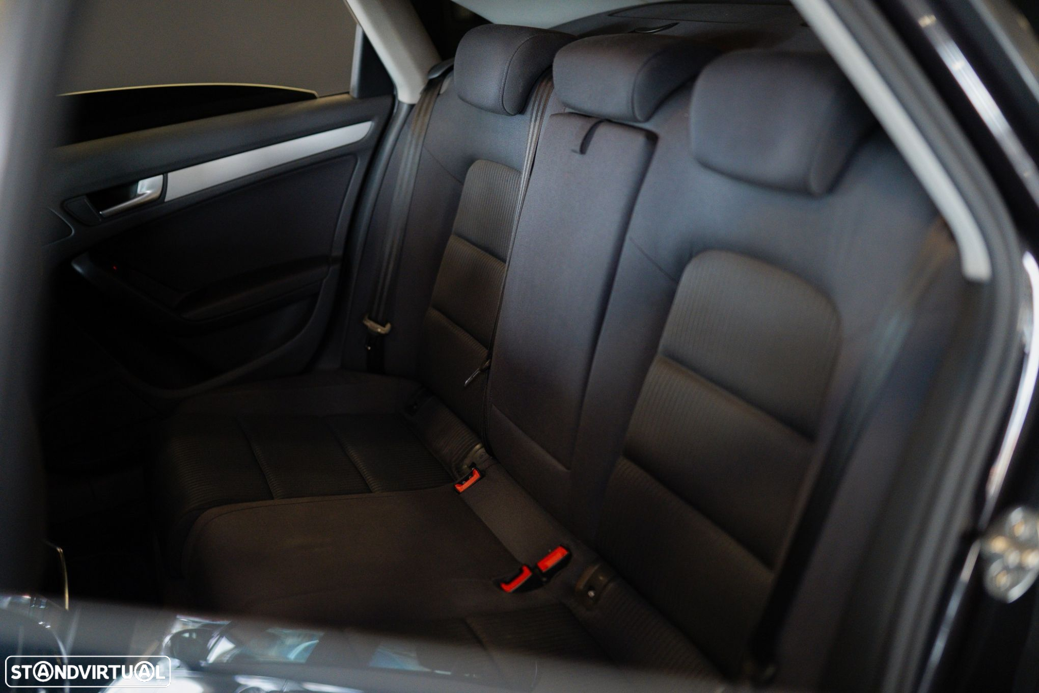 Audi A4 2.0 TDI exclusive - 22