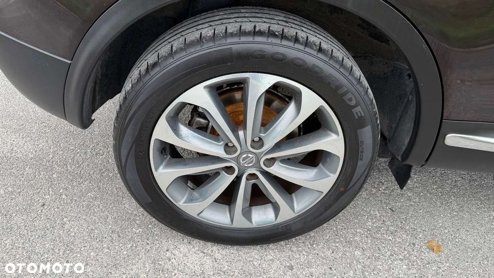 Nissan Qashqai 2.0 dCi 4x4 Tekna - 19