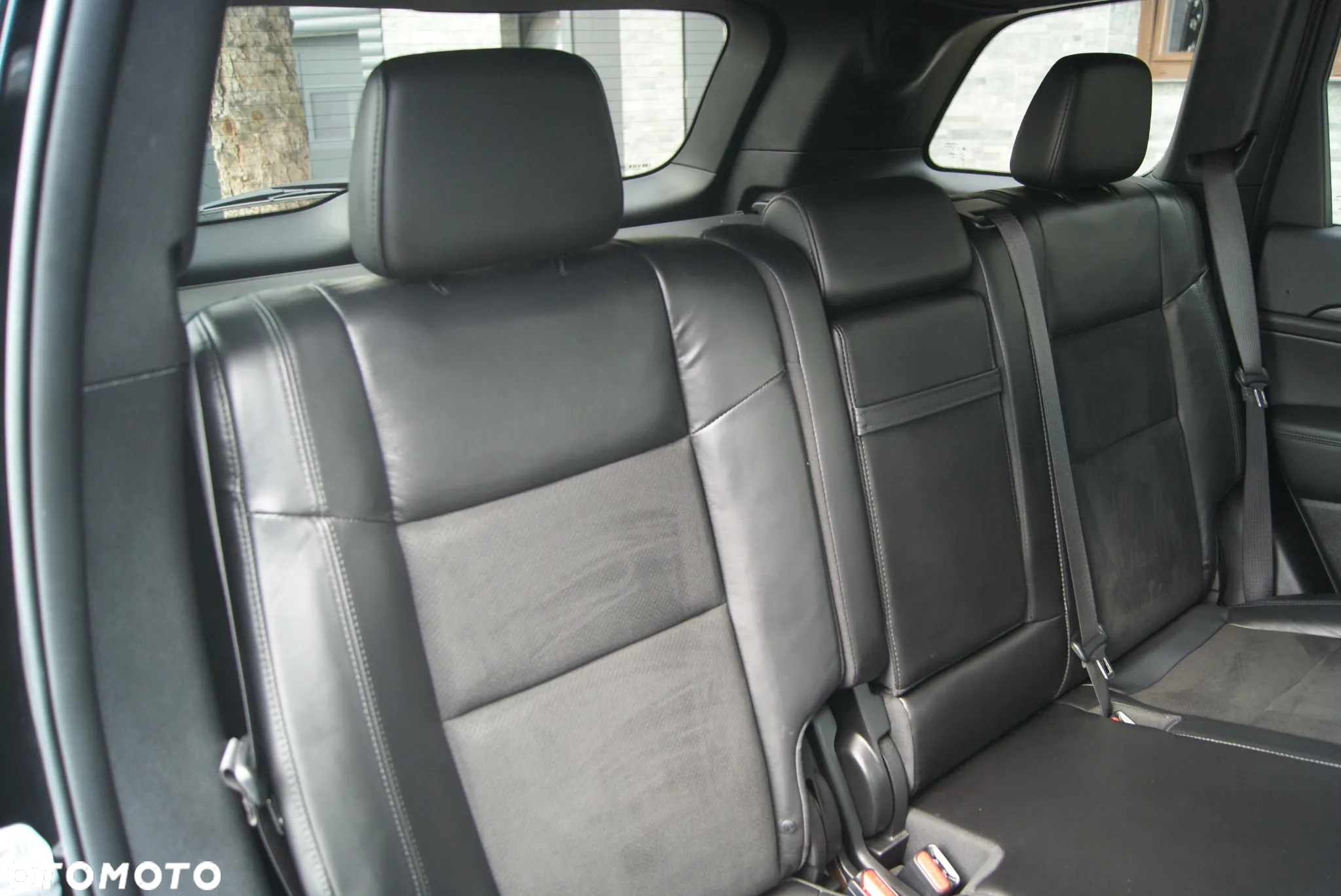 Jeep Grand Cherokee - 29