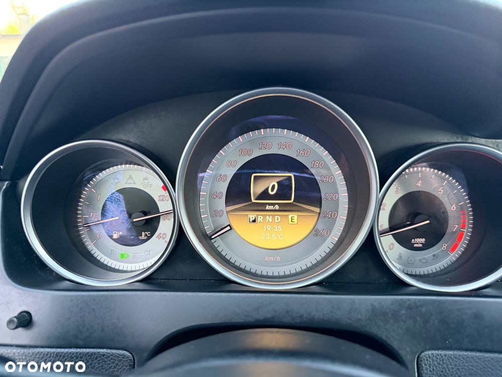 Mercedes-Benz Klasa C 250 7G-TRONIC Edition - 15